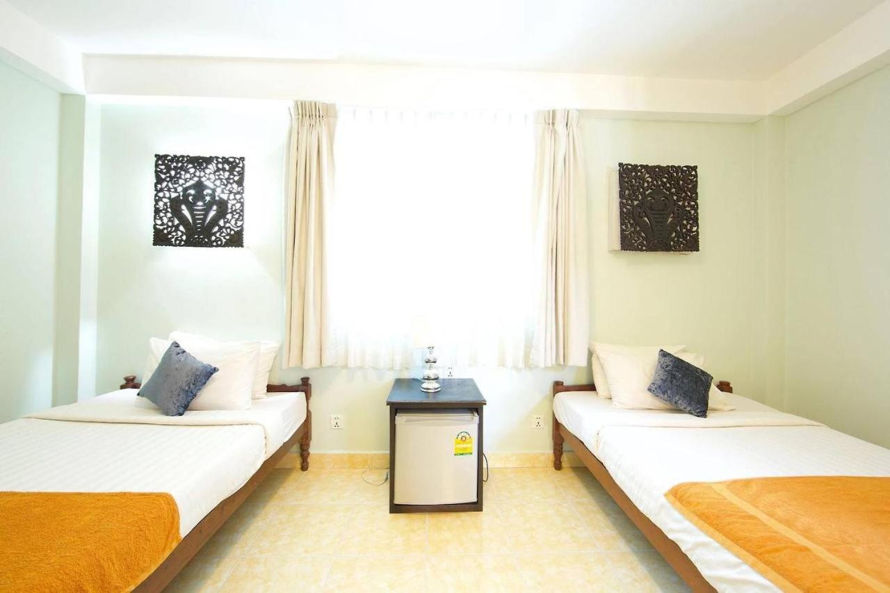 Naga Angkor Hostel Siem Reap Exterior photo